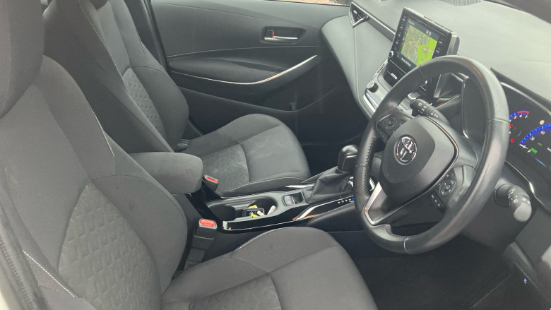 Toyota Corolla 1.8 VVT-i Hybrid Icon Tech 5dr CVT Hybrid Hatchback